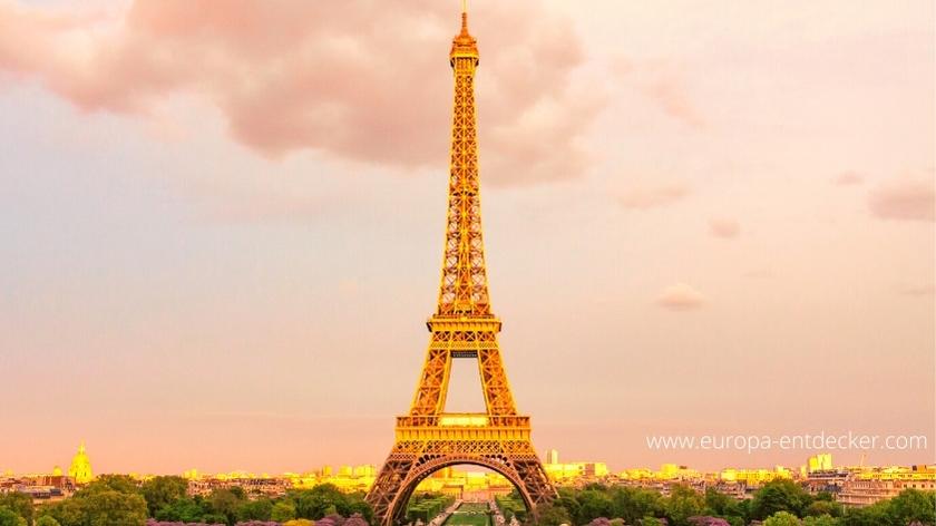 Eiffelturm als Wahrzeichen von Paris