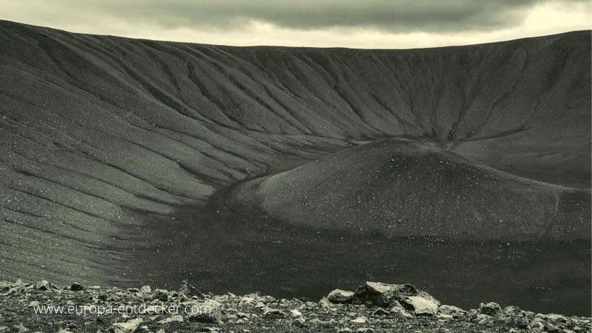 Vulkane zählen zu Islands Sehenswürdigkeiten