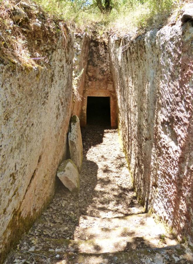 Kaum bekannter Spätminoischer Friedhof auf Kreta