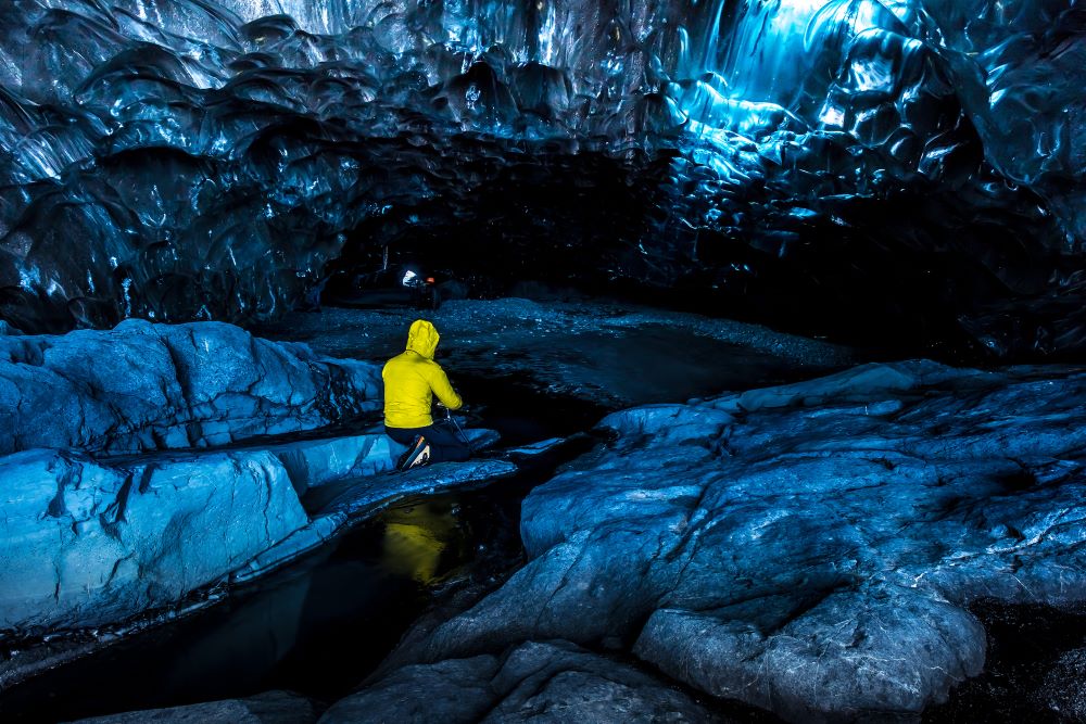 Die meisten Eishöhlen in Island sind nicht ganzjährig begehbar
