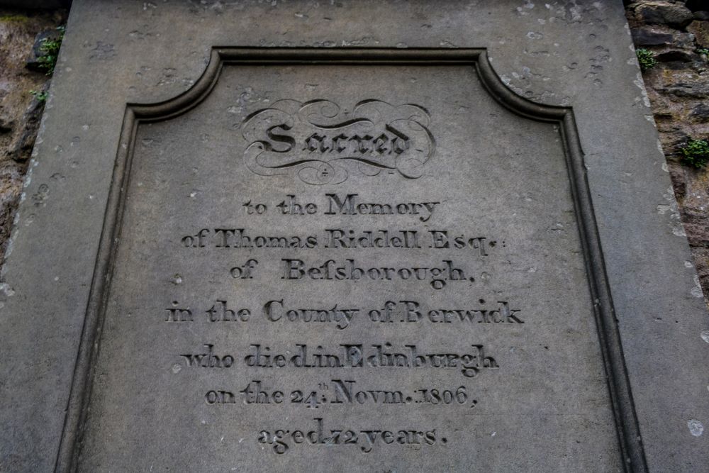 Grabstein von Tom Riddle in Edinburgh