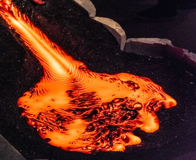 In der Lava Show wird ein Vulkanausbruch simuliert